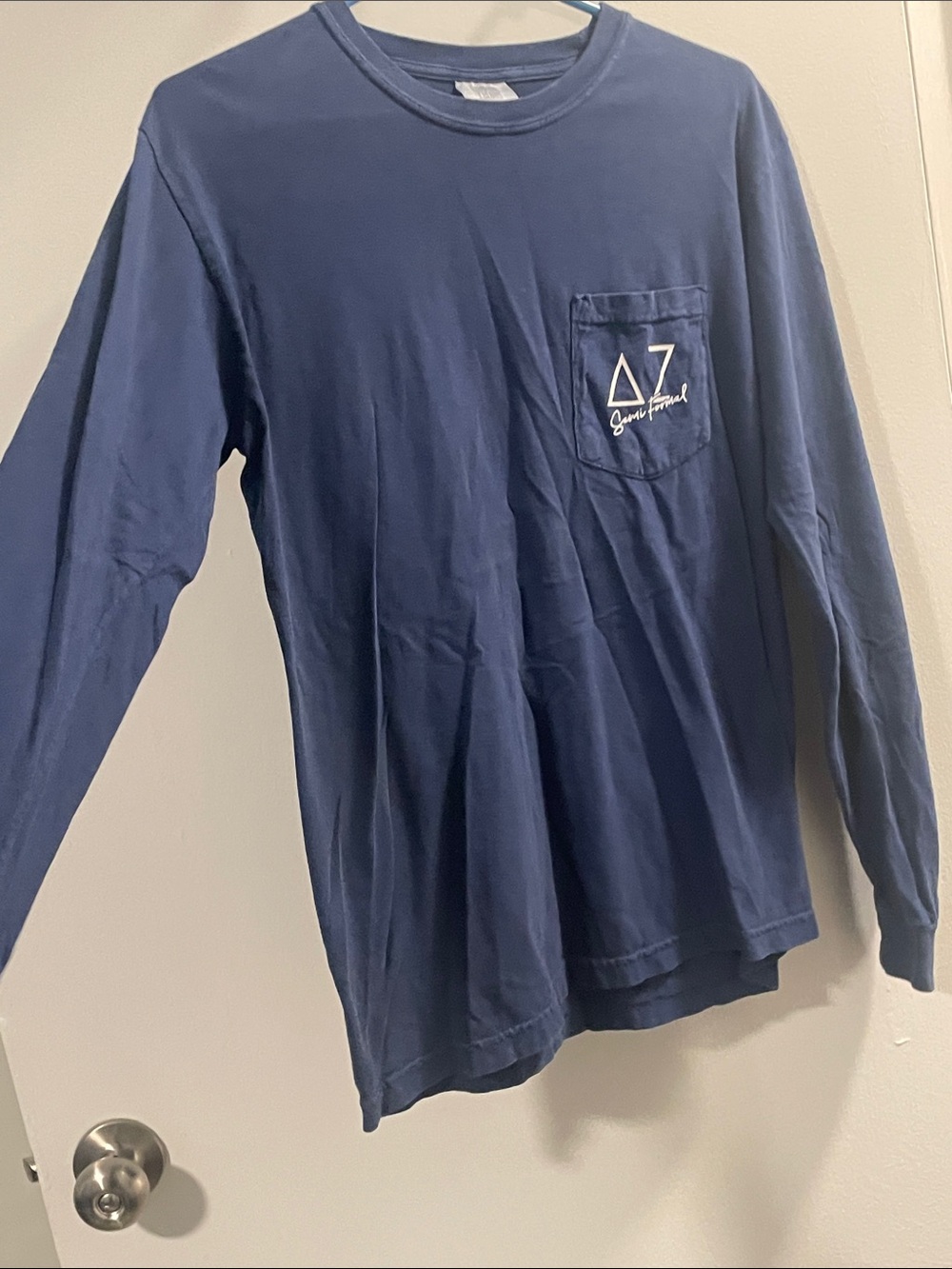 DELTA ZETA LONG SLEEVE PREPPY CASUAL NAVY WOMENS T-SHIRT SIZE SMALL